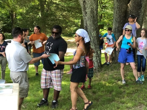 Commissioner giving our a GPP 2018 Award